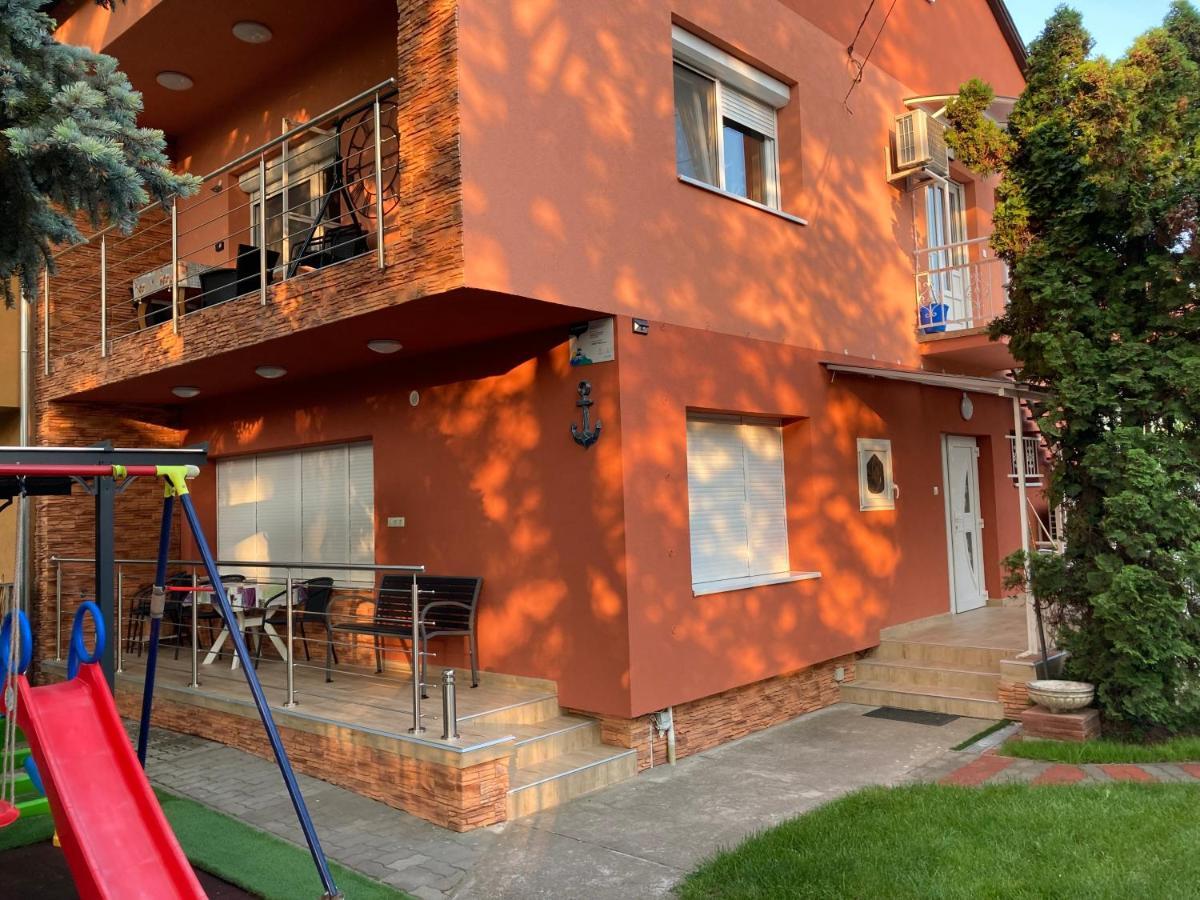 Balaton Vendeghaz Apartment Siofok Exterior photo